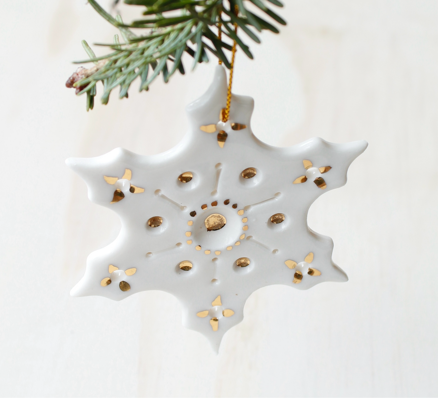 Suspension Noël - flocons en porcelaine
