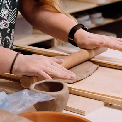 Cours de poterie • Modelage • Été 2026
